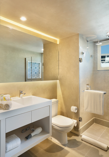Bathroom 5, Yoo2 Rio de Janeiro, Tapestry Collection by Hilton, Rio de Janeiro