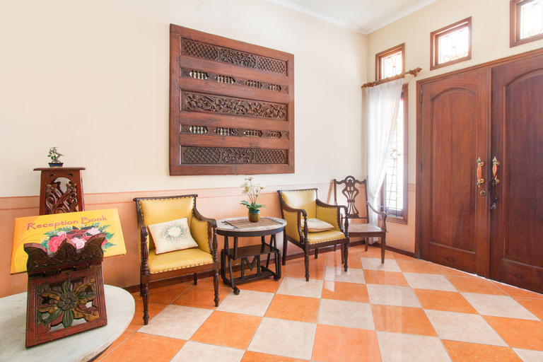 Others 5, OYO 3217 The Ts Homestay, Malang