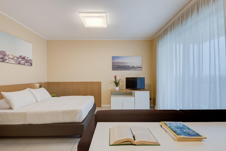 Bedroom 4, Camplus Guest Turro - Casa per Ferie, Milano