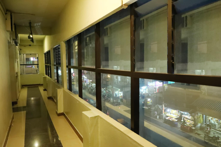 Others, Value Hotel, Kancheepuram
