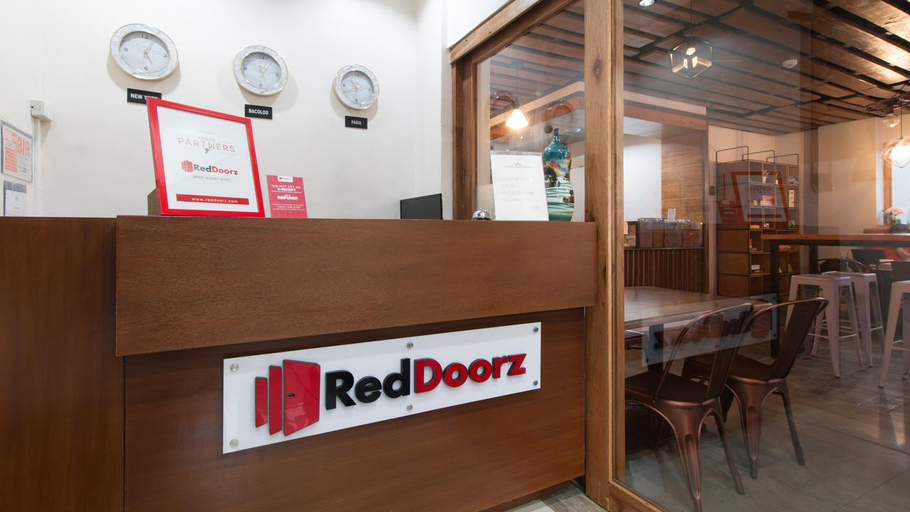 Public Area 3, RedDoorz Plus @ Diola Villamonte Bacolod, Bacolod City