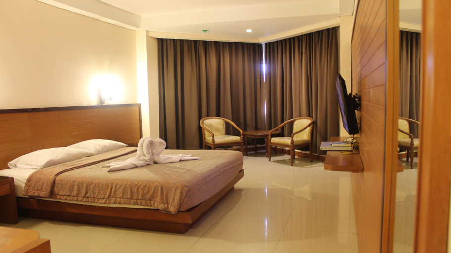 Bedroom 5, Hotel Asia Solo, Solo