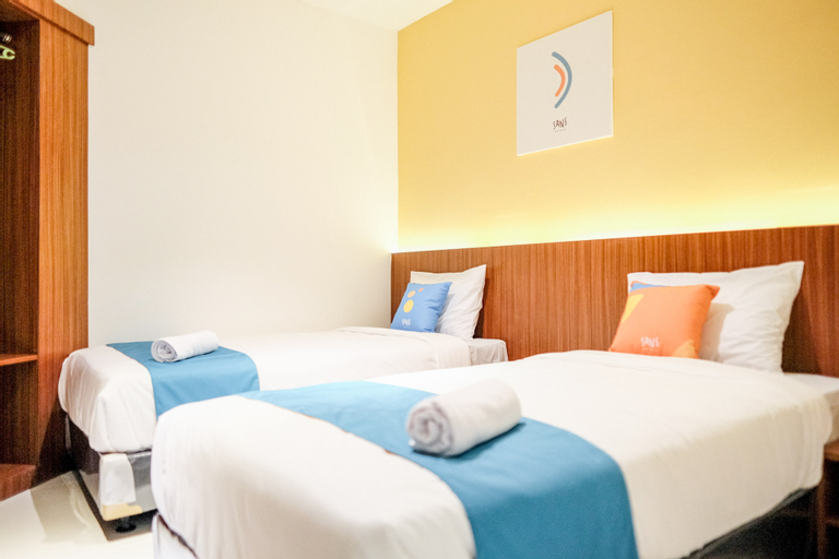 Bedroom 2, Sans Hotel Roxy Jakarta, Central Jakarta