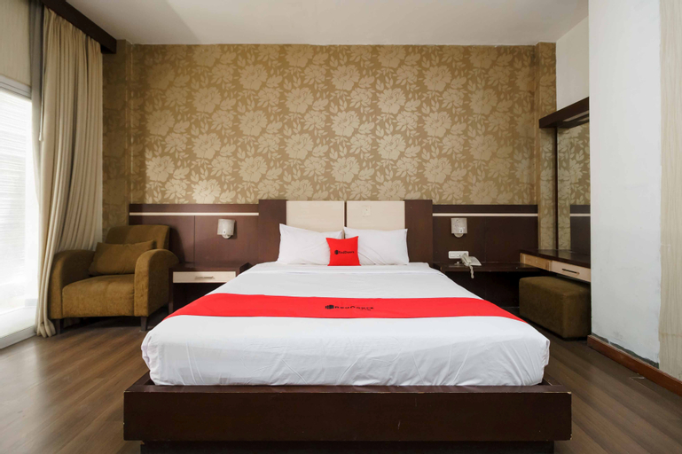 Bed 8