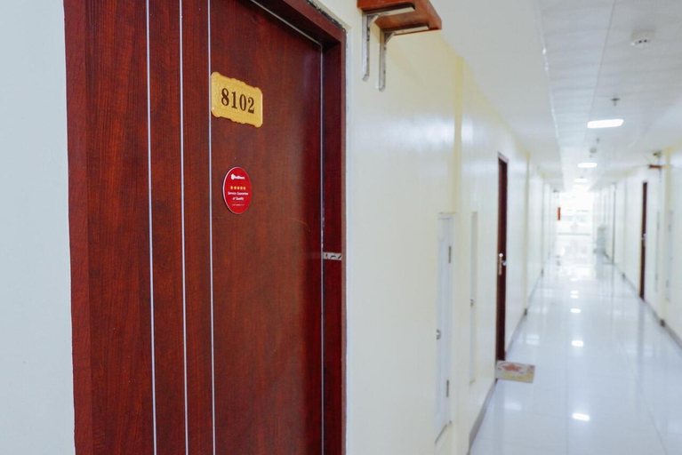 Public Area 2, RedDoorz Plus near Camella La Brisa Lapulapu, Lapu-Lapu City