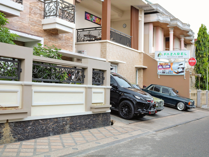 OYO 2263 Fazarel Residence Syariah, Padang