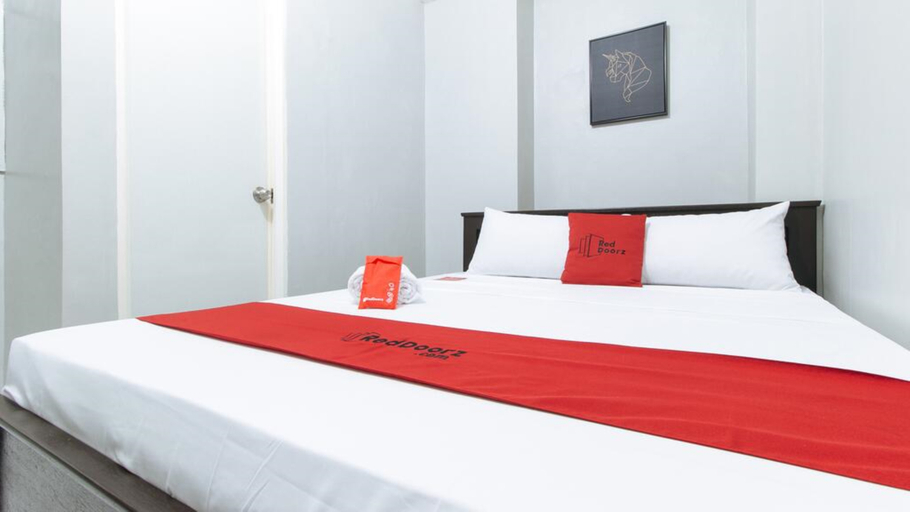 Bedroom 3, Reddoorz near Pasay Rotonda, Pasay City