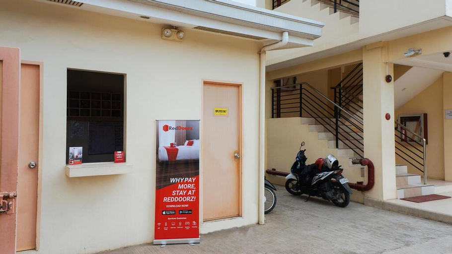 Public Area 3, RedDoorz Plus near Talisay Town Center, Talisay City