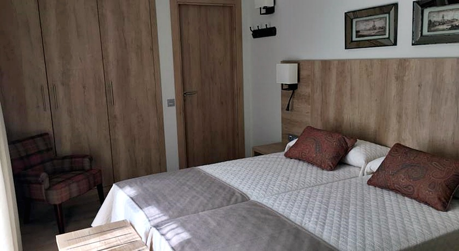 Bedroom 3, Hotel & Spa Real Villa Anayet, Huesca