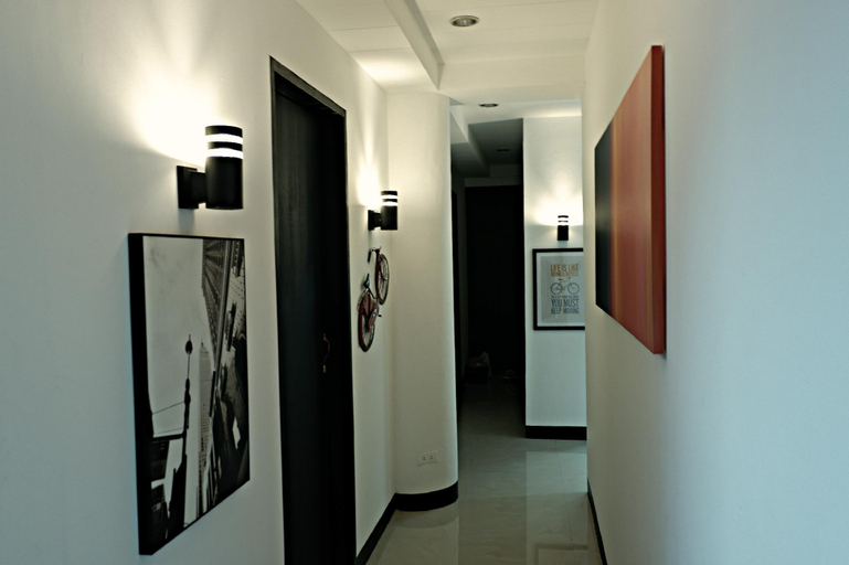 Public Area 3, Transit Point Hostel Mactan Cebu, Lapu-Lapu City