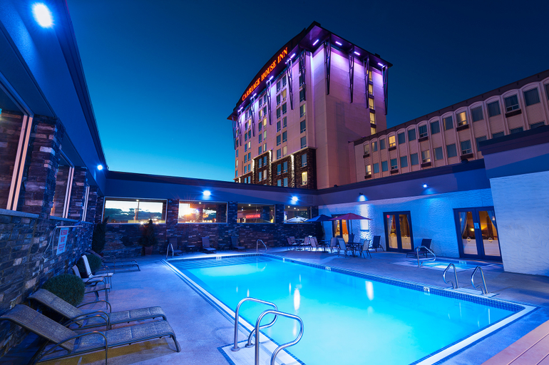 Sport & Beauty 2, Carriage House Hotel & Conference Centre, Division No. 6