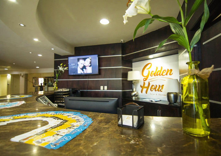 Public Area 4, Golden House Hotel & Restaurant, Santo Domingo Este