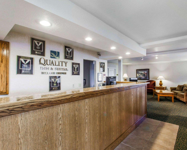 Public Area 2, Quality Inn & Suites Goldendale, Klickitat