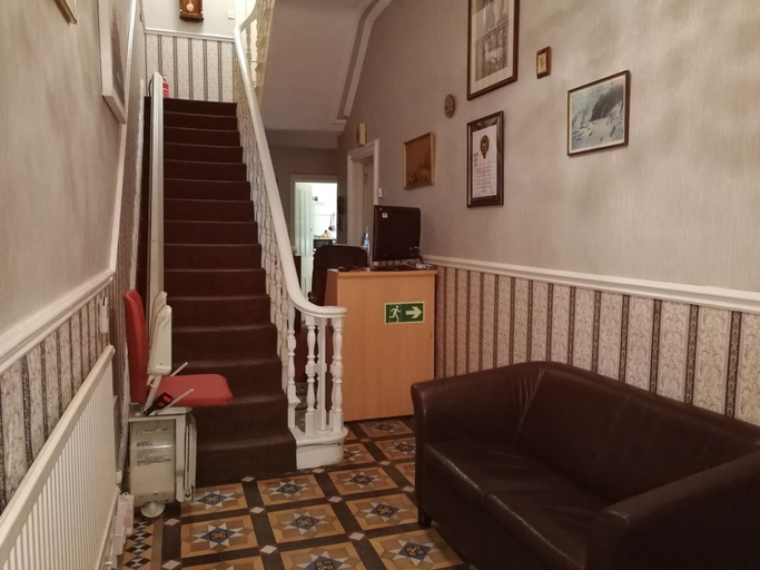 Public Area 3, Overton Villa Hotel, Conwy