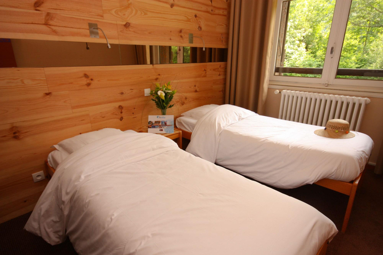 Bedroom 3, Le Pré Du Lac, Haute-Savoie