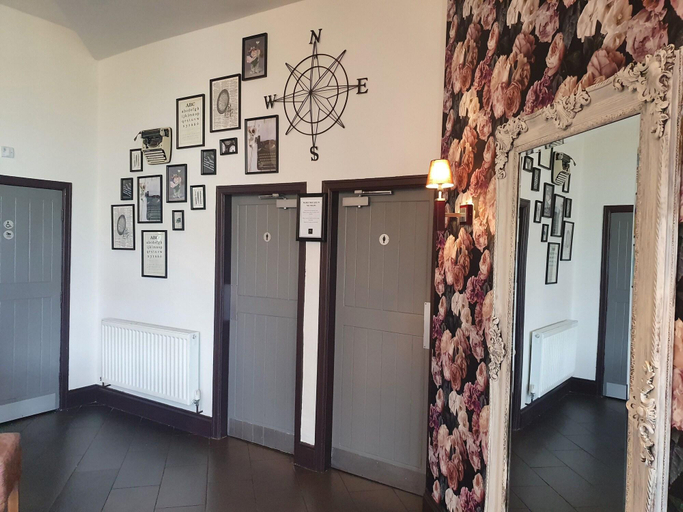 Public Area 2, Cuttle Bridge Inn Hotel, Birmingham