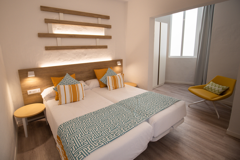 Bedroom 2, R2 Maryvent Beach Apartment, Las Palmas