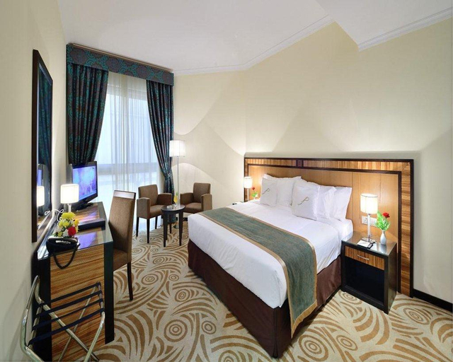 Bedroom 3, Al Majaz Premiere Deluxe Hotel Apartments, Sharjah City