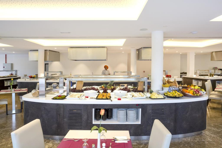 Food & Drinks 5, Hotel Luxor, Baleares