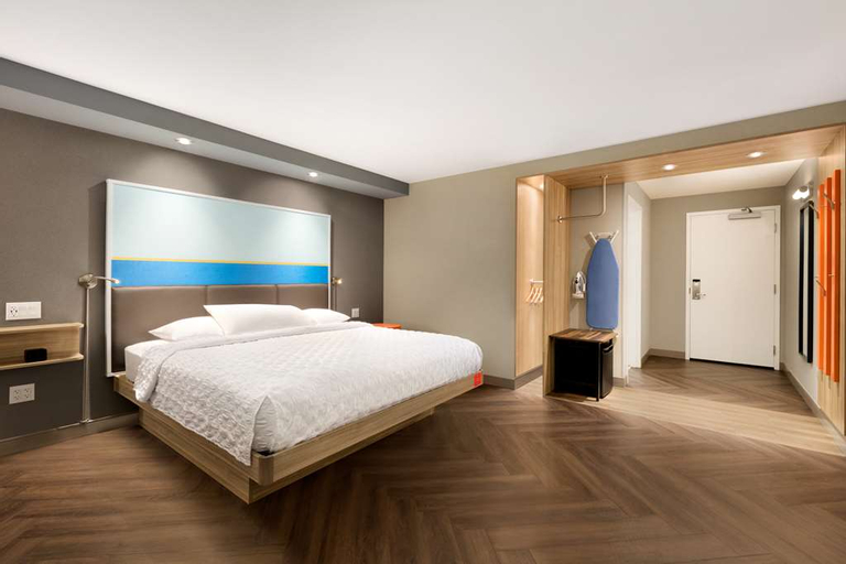 Bedroom 12