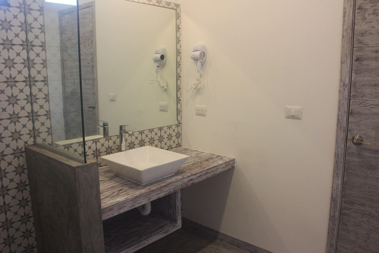 Bathroom 5, Little Gem Charme Hotel, Cozumel