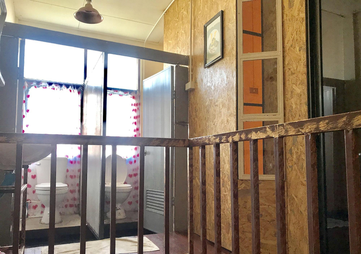 Public Area 2, DD&B Hostel, Muang Chiang Mai
