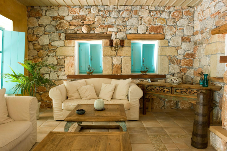 Public Area 3, Pandora, Peloponnese