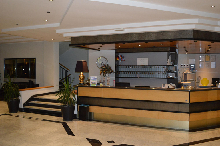 Public Area, Canadian Hotel, L'Aquila