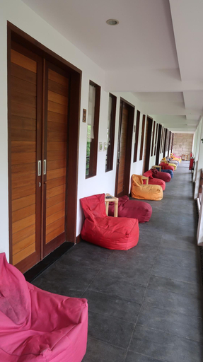 Public Area 4, Dream Divers, Lombok