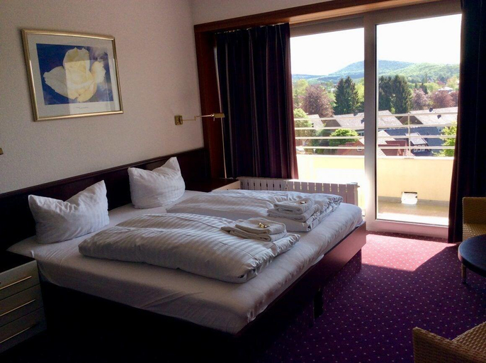Bedroom 4, Hotel Im Park, Osnabrück