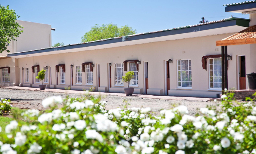 Exterior & Views 2, Wagona Wheela Countrya Lodge, Central Karoo