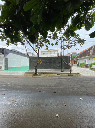 Alamii Kaoem Guest House, Cianjur