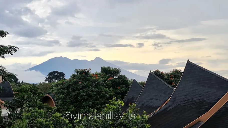 Mountain View Garden Villa at Vimala Hills, Bogor