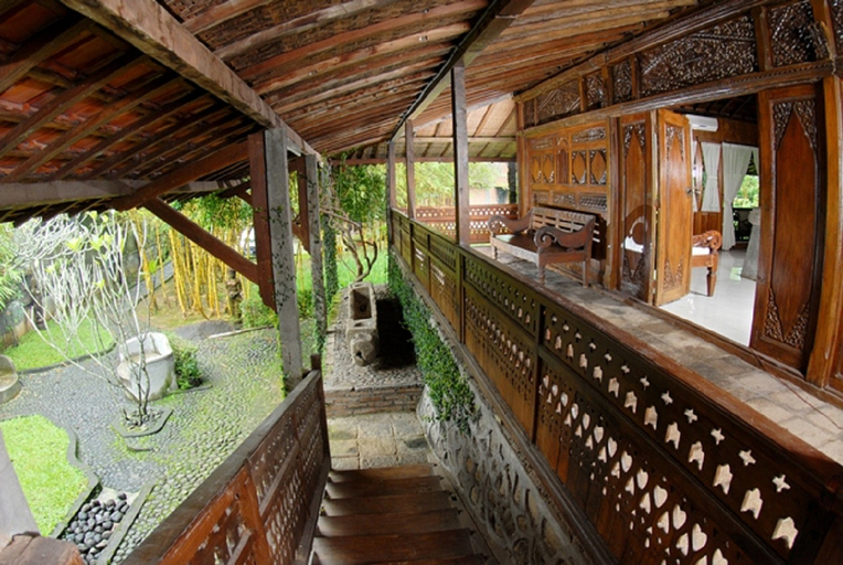 Hills Joglo Villa - Food & Drinks