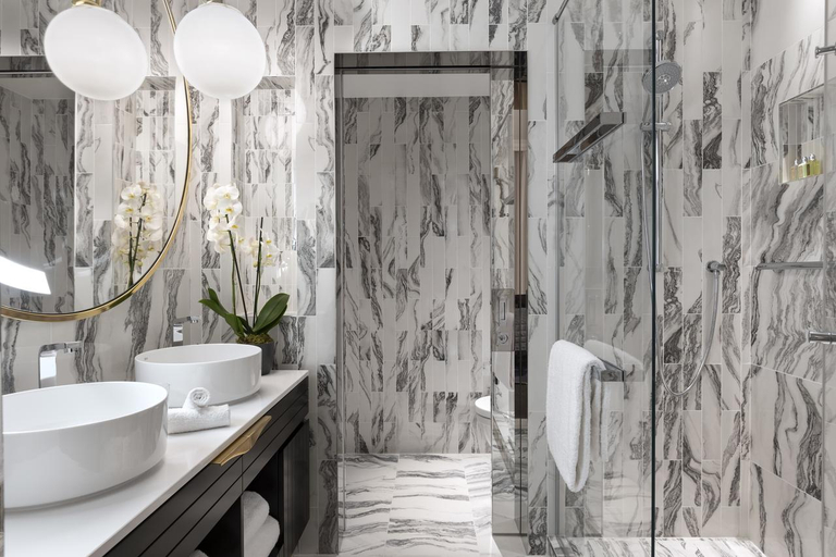 Bathroom 5, La Clef Champs-Élysées Paris by The Crest Collection, Paris