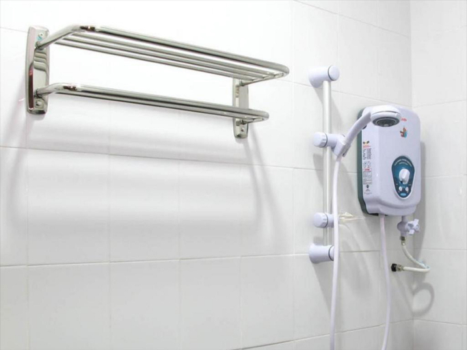 Bathroom 5, GoodHope Hotel Shah Alam, Shah Alam