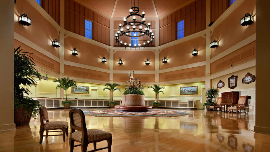 Public Area, Disney's Saratoga Springs Resort & Spa, Orange