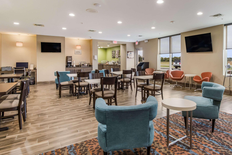 Others 5, Mainstay Suites, Obion