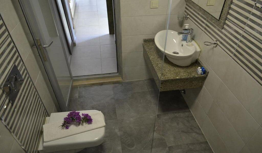 Bathroom 5, Pine Beach Boutique Hotel, Marmaris