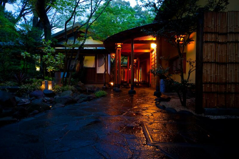 Exterior & Views 2, Kappo Ryokan Kannawa Bettei, Beppu