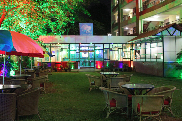 Food & Drinks 5, Gardeenia Comfortes Suites, Bangalore