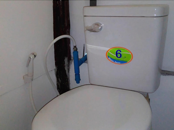Bathroom 5, FUNKY FISH HOSTEL, Ko Lanta