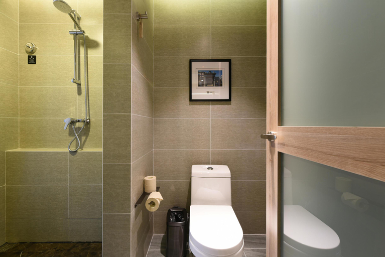 Bathroom 4, Atour Hotel Tianjin Nankai University Branch, Tianjin