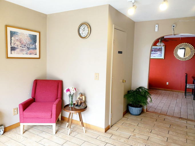 Public Area 2, Budget Inn Express, Sheridan