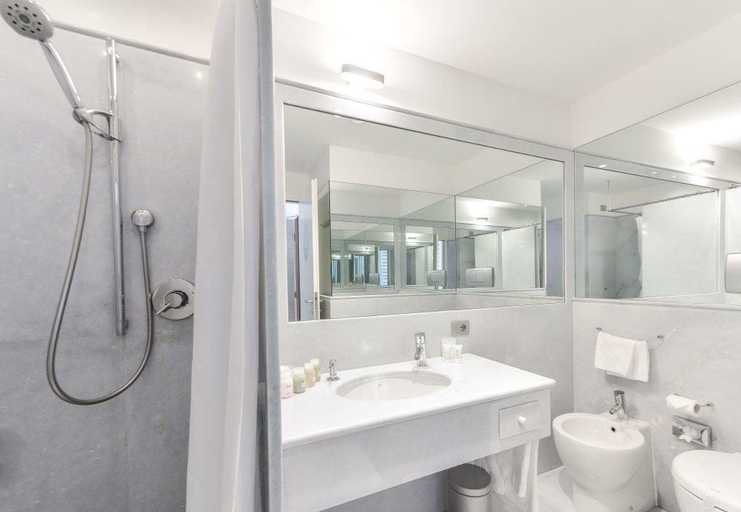 Bathroom 5, Hotel Miramare - Adults Only, Trieste