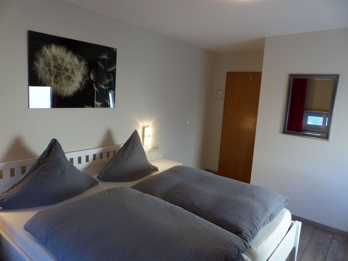 Bedroom 4, Hotel Theile garni, Oberbergischer Kreis