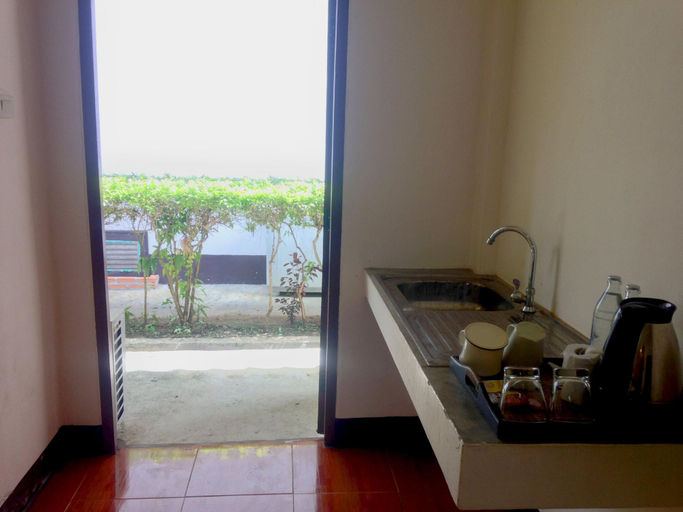 Bathroom 5, Hotel Pailifornia, Pai