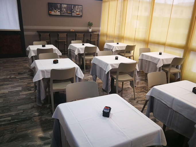 Food & Drinks, Hotel Atlantic Meublè, Bergamo