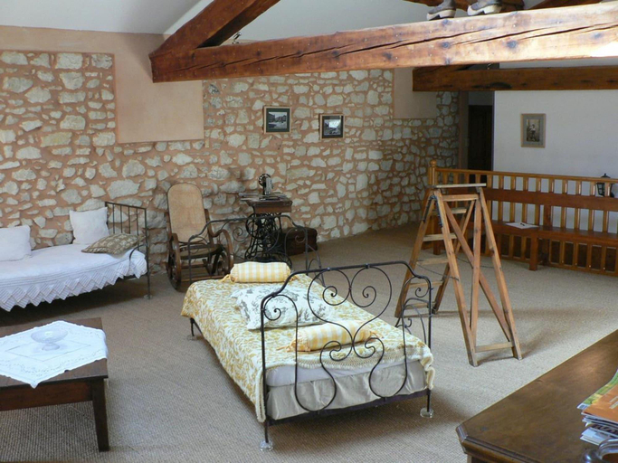 Bedroom 5, Domaine Beaupré, Aude