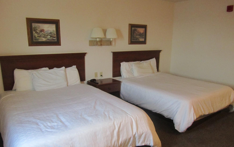 Bedroom 5, Park View Inn Suites And Conference Center, Kossuth